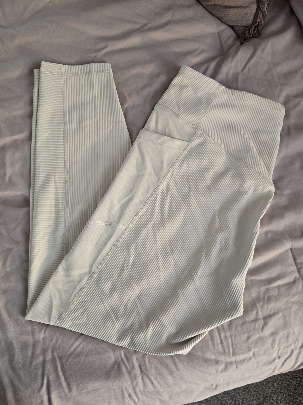 Old Navy Ribbed High-Waist Leggings - Cream